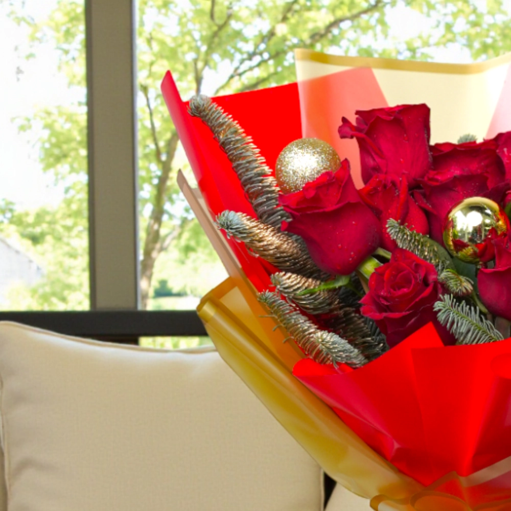 Christmas Gold Ball Flower Bouquet
