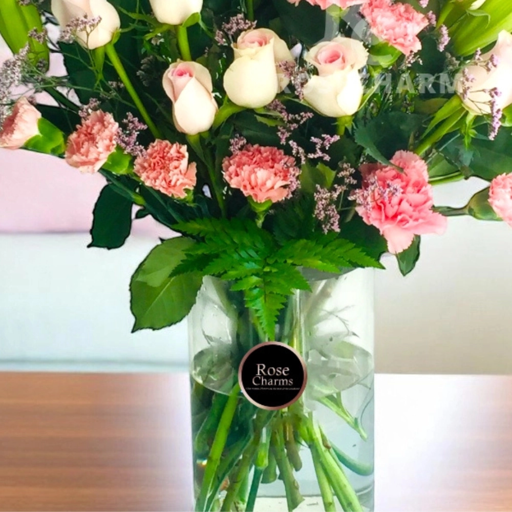 Arrangement of lilies