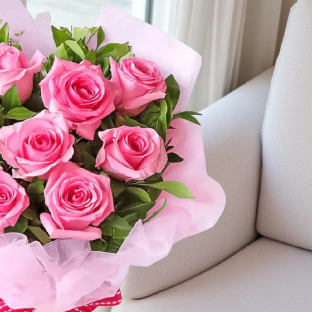Bouquet of 10 pink roses in a nice wrapping
