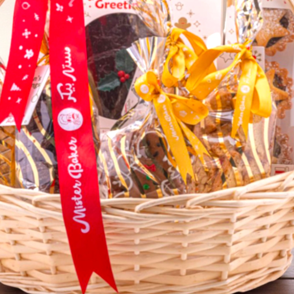 Christmas Bakery Big Basket