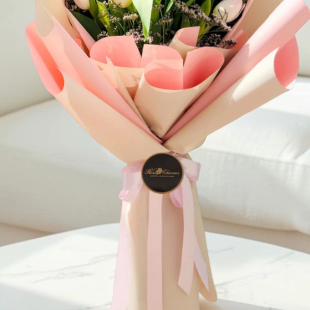10 pink tulips bouquet