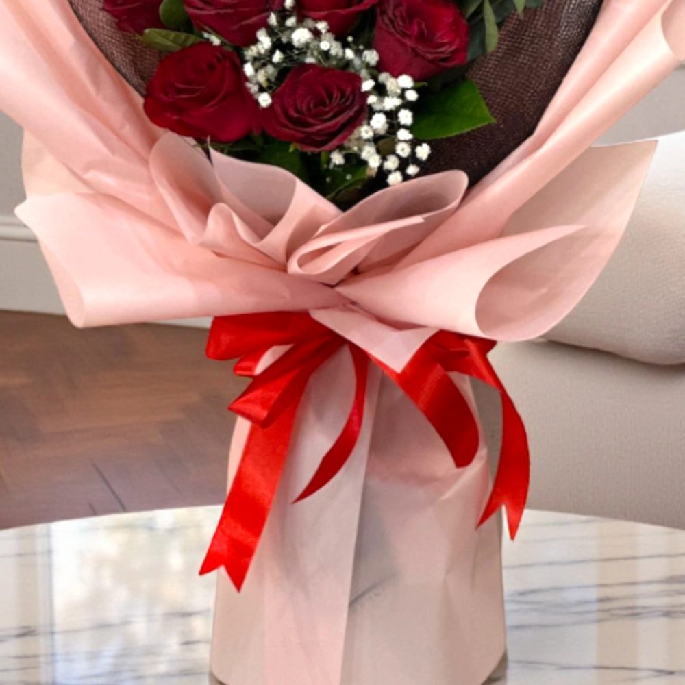 Bouquet of 15 red roses in a nice wrapping